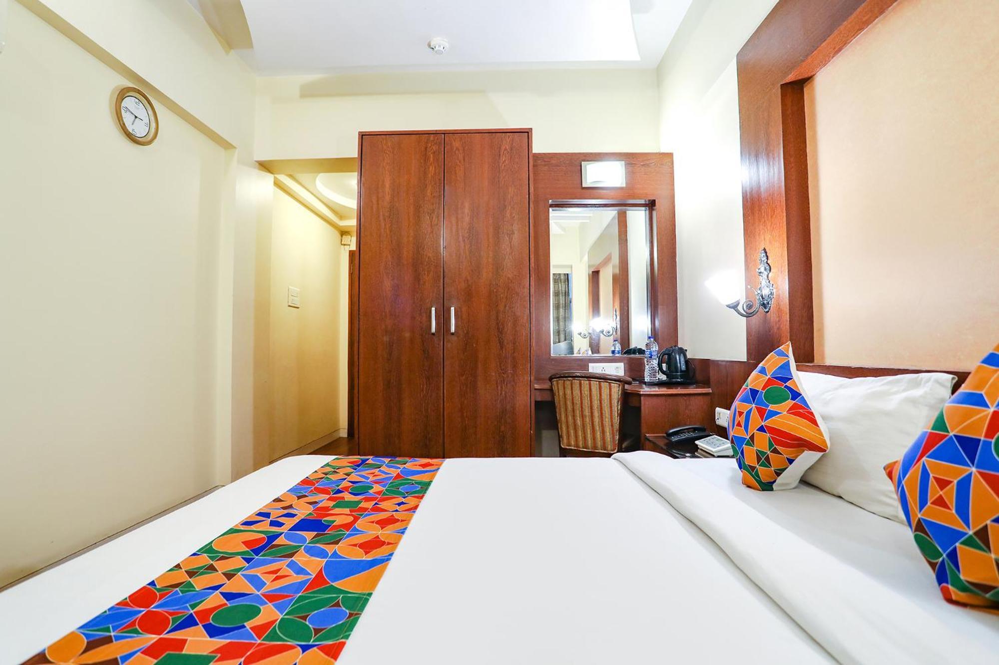 Fabhotel Shubhangan - Nr Bandra — Photos 3
